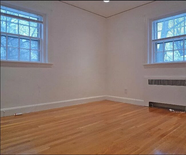 67 Wyman St unit 2, Waban, MA 02468 - photo 4