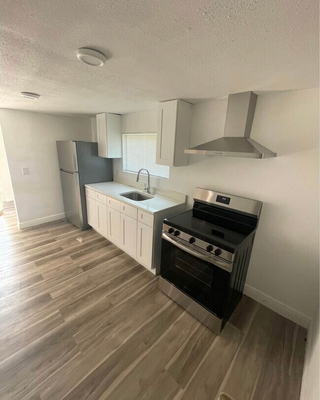 1620 Ewing Ave Unit 1620 Ewing Ave, Clearwater, FL 33756