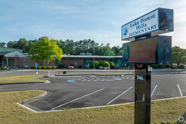 Lake Forest Hills Elementary is a public, magnet school with an overall Niche rating of B-.