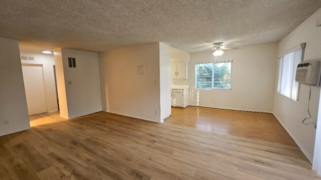 1130 N Fuller Ave unit 5, West Hollywood, CA 90046 - photo 2