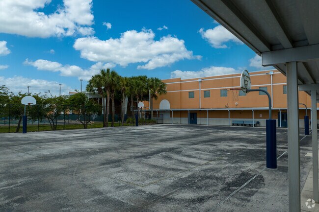 Pembroke Pines elementary charter school basketball courts