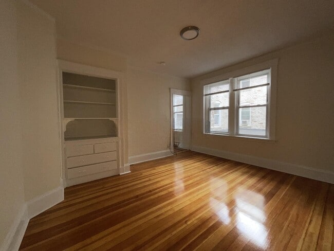 9 Barrows St unit 3, Allston, MA 02134 - photo 2