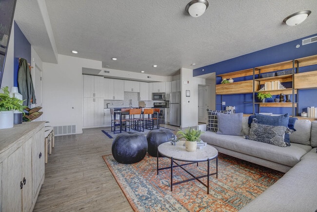 Rockledge at Quarry Bend, Sandy, UT 84094 - photo 6