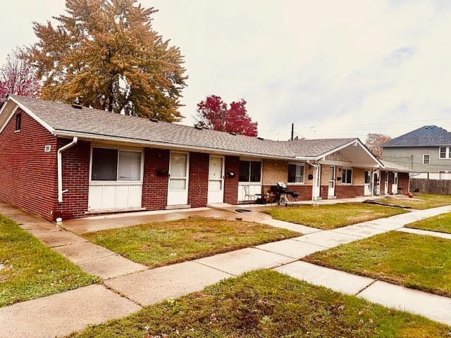 290 North Ave, Mount Clemens, MI 48043 - photo 1