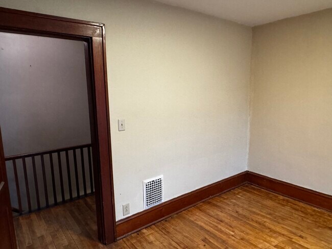 365 Flynn Ave unit 365 Flynn 2, Burlington, VT 05401 - photo 7