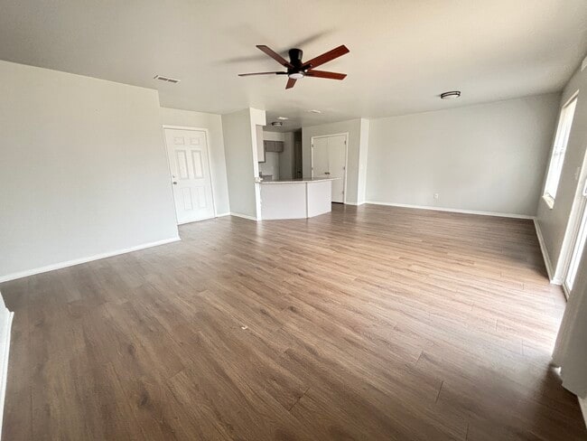 2839 Adrian Ave unit B, Springdale, AR 72764 - photo 6