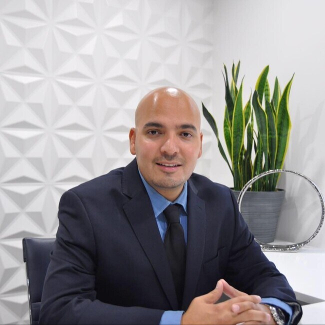 Agent Photo