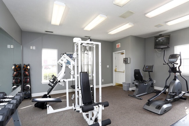 Murphy's Landing, Indianapolis, IN 46217 - photo 4