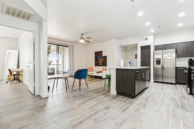 9450 W Cabela Dr unit ID1055574P, Glendale, AZ 85305 - photo 3