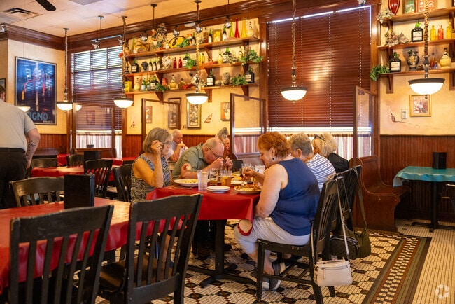 Florentina's Ristorante Italiano is known for specialty pasta and brick oven pizza.