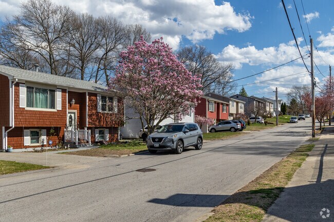 Split Levels are a popular home style around Fairlawn.