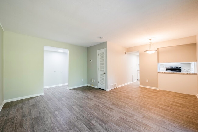 Life at Edgewater Landing, Columbus, OH 43232 - photo 5