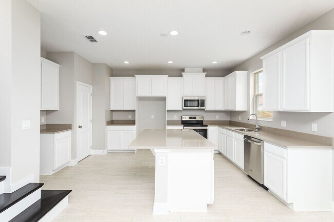 5166 Prairie Preserve Run, Saint Cloud, FL 34772 - photo 6