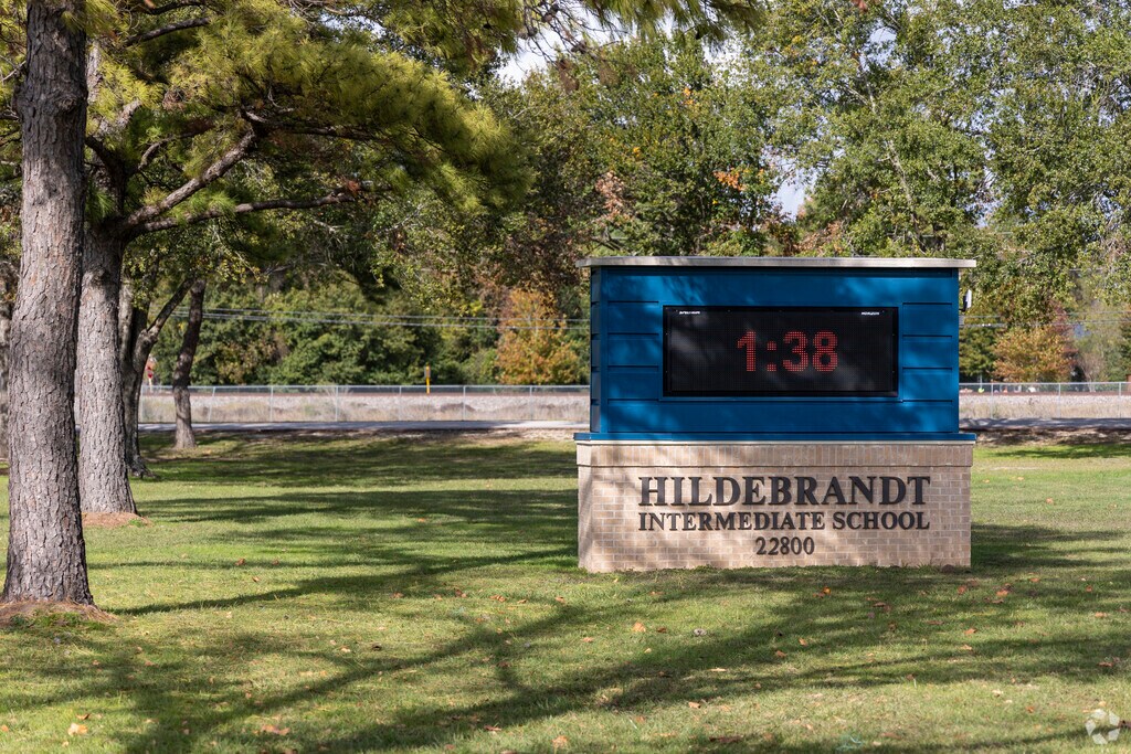 Hildebrandt Intermediate School, Rankings & Reviews