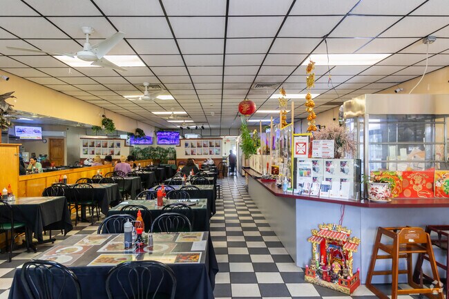 Phnom Penh Restaurant offers authentic Cambodian food.