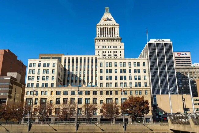 309 Vine St unit ID1292410P, Cincinnati, OH 45202 - photo 5