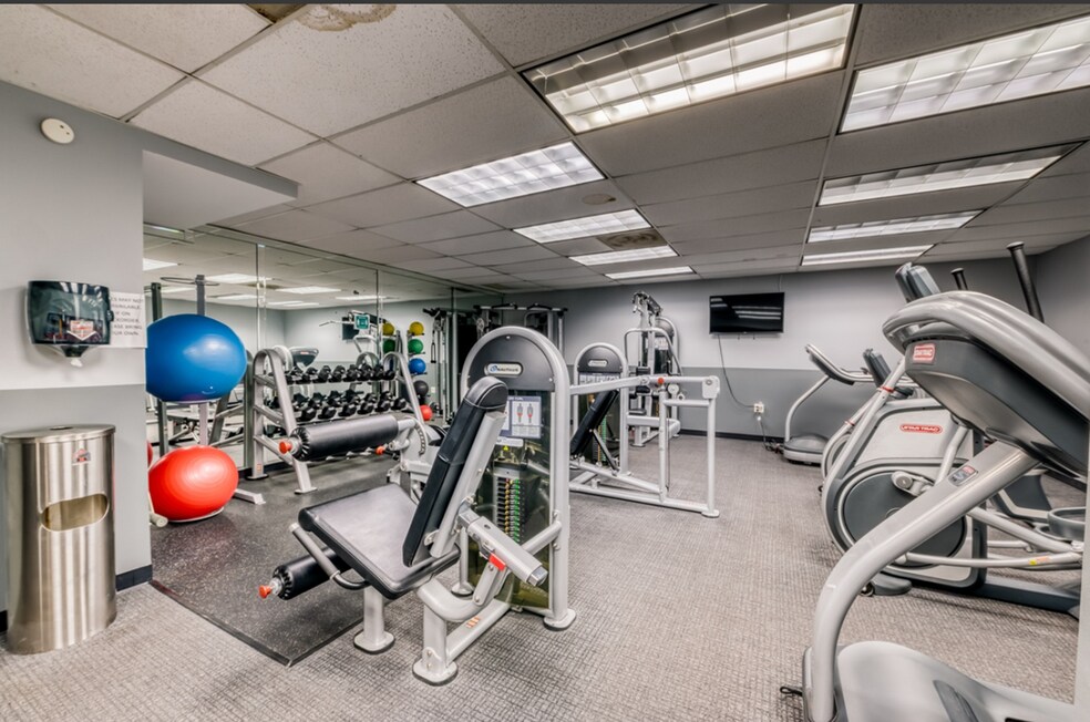 Sixty Thirty Condominium unit 2108, Chicago, IL 60660 - photo 1