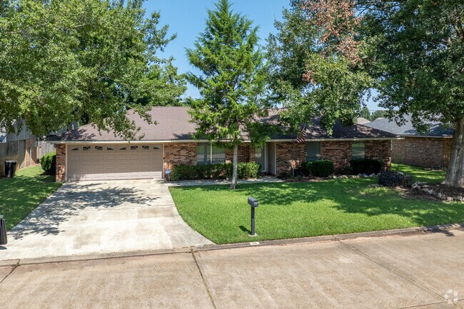 Good Earth houses enjoy shaded front yards.