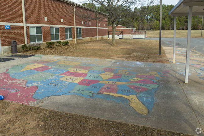 Student made US map outside of Highland Renaissance Academy.