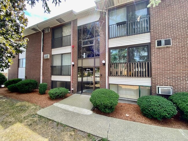 20 School Ave unit A1, Waltham, MA 02453 - photo 7