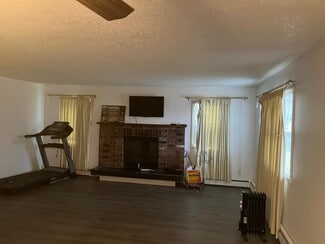521 Tyee Cir Unit A, Anchorage, AK 99503