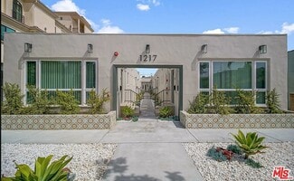 1217 9th St, Santa Monica, CA 90401