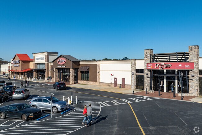 Macon Mall features a popular line-up of retail stores.