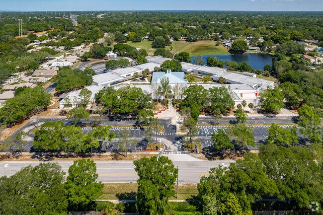 Lake St. George Elementary School is located in the Palm Harbor community in Florida.