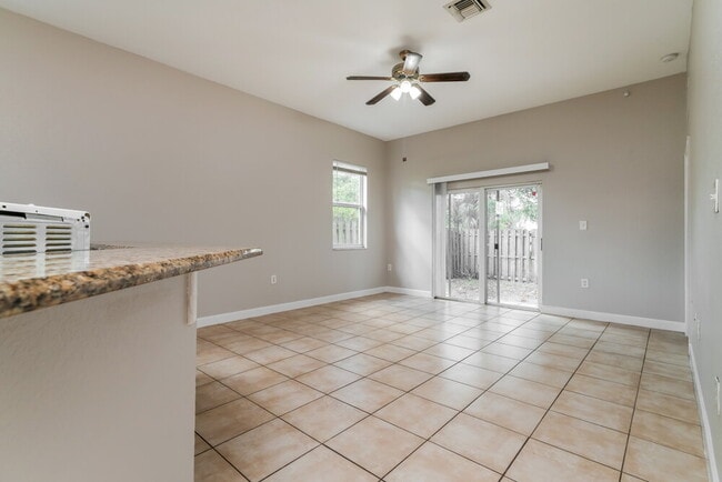 1031 22nd St, West Palm Beach, FL 33407 - photo 6