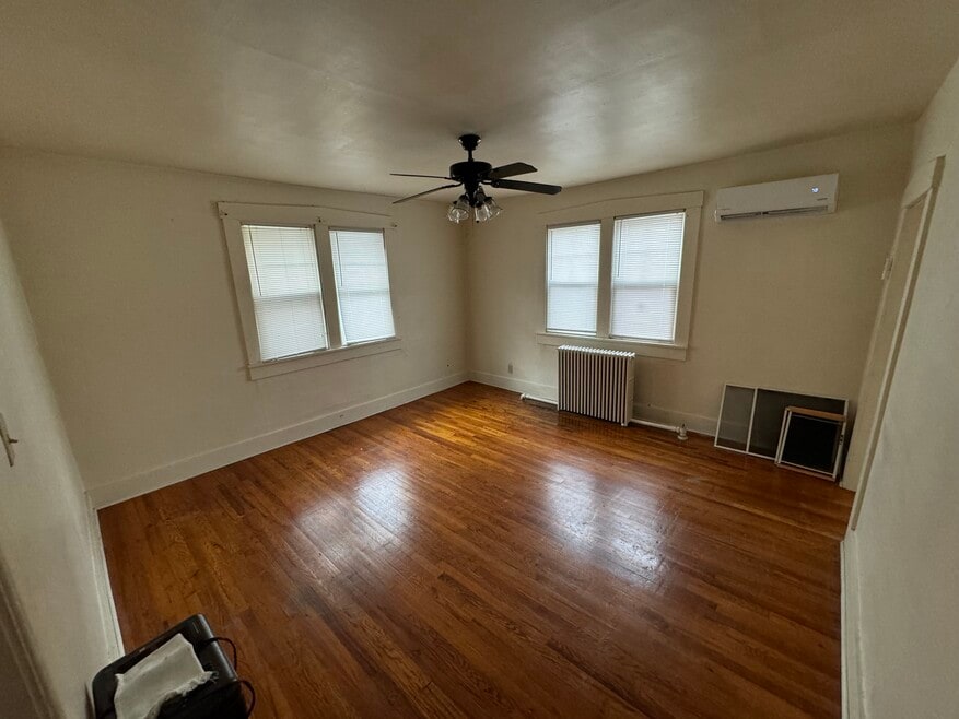 208 N Adams St unit B, Marion, IN 46952 - photo 1