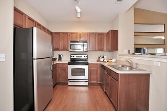 50 Saw Mill Rd, Danbury, CT 06810