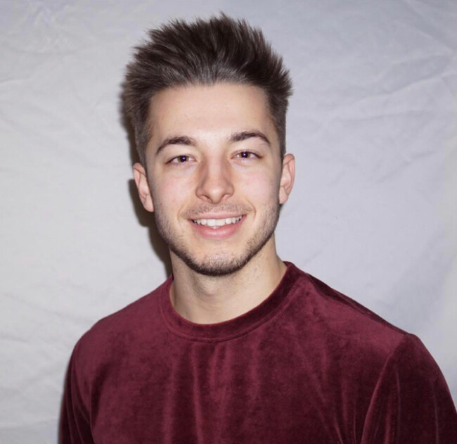 Agent Photo