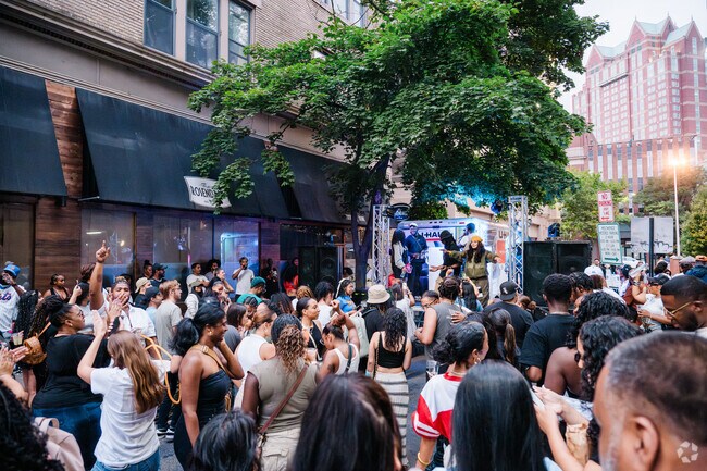 PVD Fest draws Hope resdietns to 195 District Park for music, dance, food and beer in September.