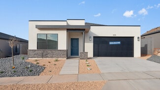 1825 S Queens Garden Dr, Washington, UT 84780