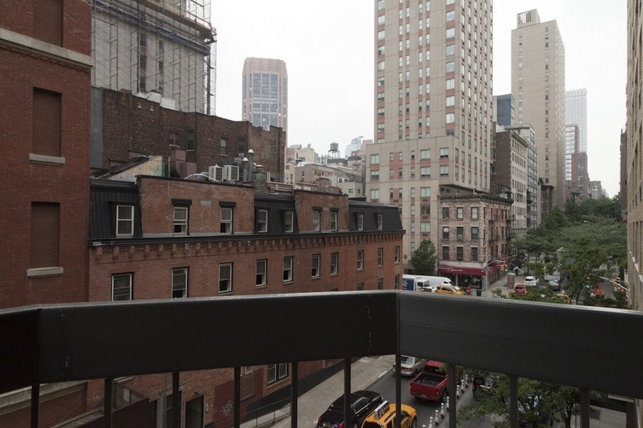 Murray Hill House unit 7A, New York, NY 10016 - photo 1