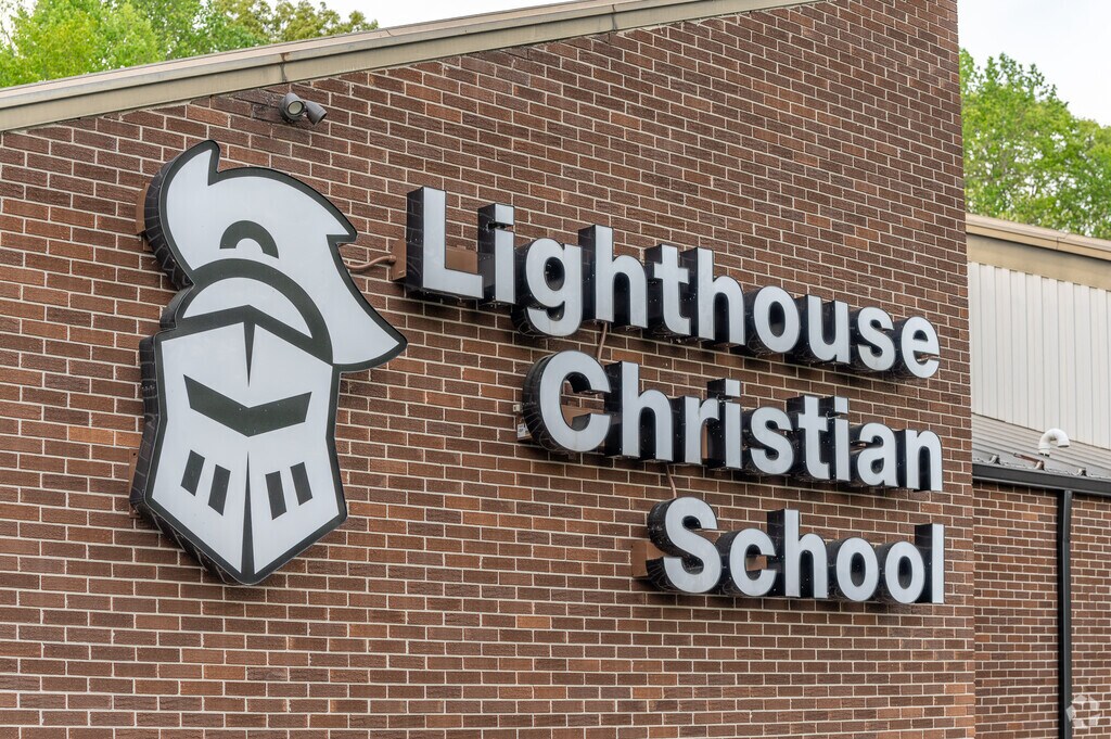 Lighthouse Christian School is a private school in Kingsport.