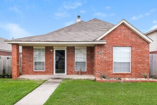 1306 SW 22nd St, Moore, OK 73170