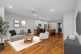 2817 Girard Ave S, Minneapolis, MN 55408