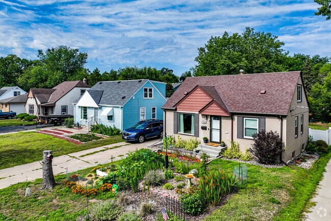 Minimal, traditional, and rambler-style homes represent the majority of houses in Richfield.