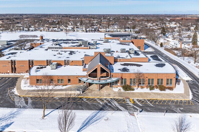 Cooper Middle School has an overall Niche grade of B.