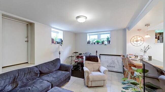 133 Glenville Ave unit 15-1, Allston, MA 02134 - photo 5