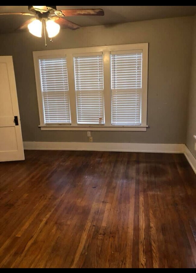 213 S 17th St, Guthrie, OK 73044 - photo 7