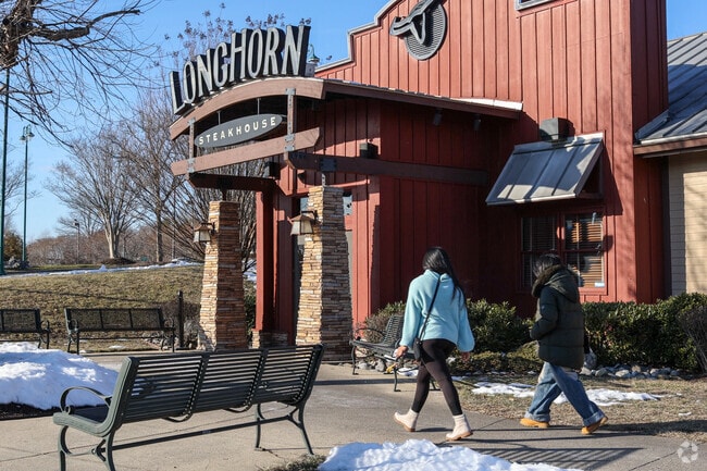 Tall Oaks Crossing is near Bowie Town Center with its many places to dine.