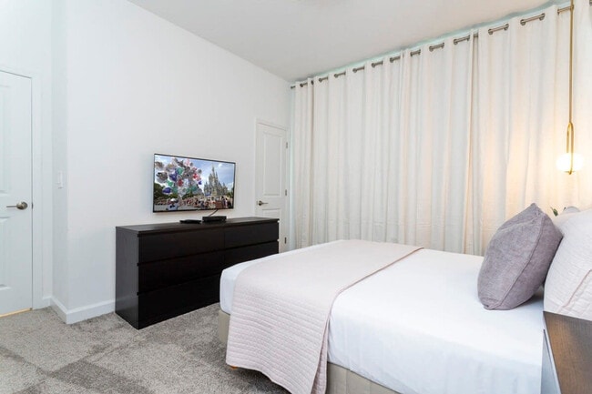 4343 Scene Ln unit ID1280798P, Kissimmee, FL 34746 - photo 5