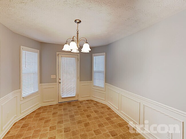 150 Shadowbrook Dr, Covington, GA 30016 - photo 6