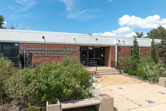 75% of students at PIerremont Elementary are at least proficient in reading.