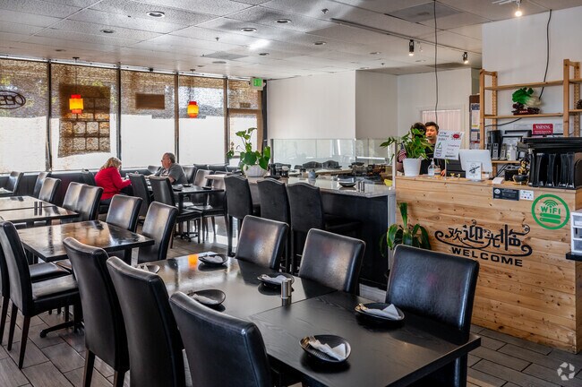 Bao Sua Chinese Cuisine in East Simi Valley has dim sum on the weekends.