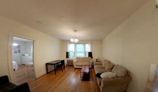229 Freeman St Unit 1, Brookline, MA 02446