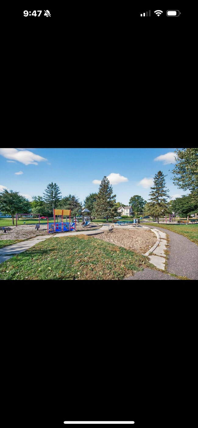 2327 Irving Ave N, Minneapolis, MN 55411 - photo 2