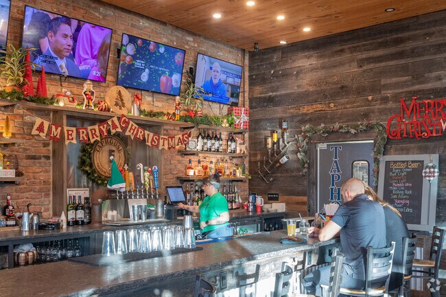 Taphouse 6 offers a variety of beers on tap and pub fare for Parkville diners.